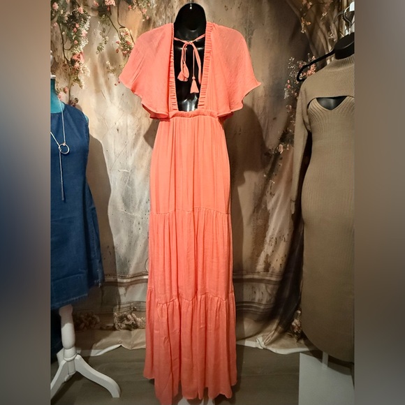 Deep V Neck Tiered Maxi Dress-Coral - Picture 6 of 6